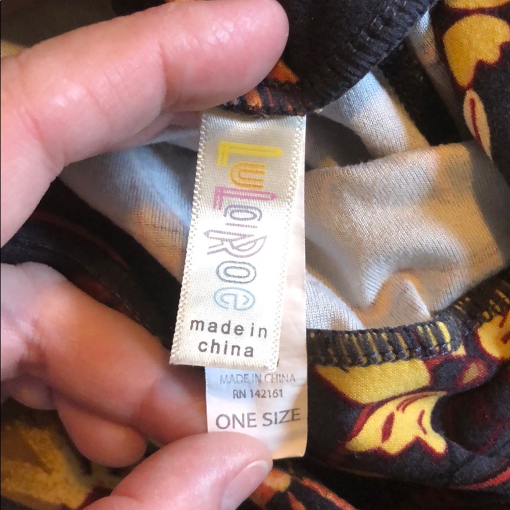 Os LuLaroe leggings - Picture 2 of 2